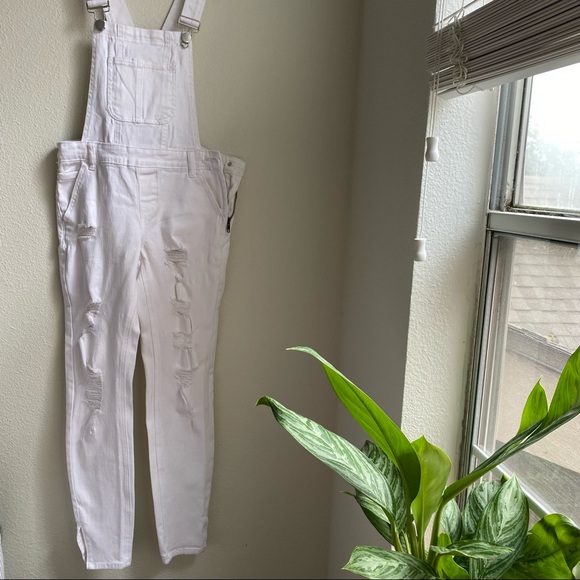 COPY - Dollhouse, 3, White - Picture 3 of 10